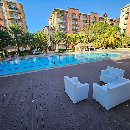 Cozy 2Br Staycation With Balcony Chateau Elysee For 4-6 Pax Paranaque City Eksteriør bilde