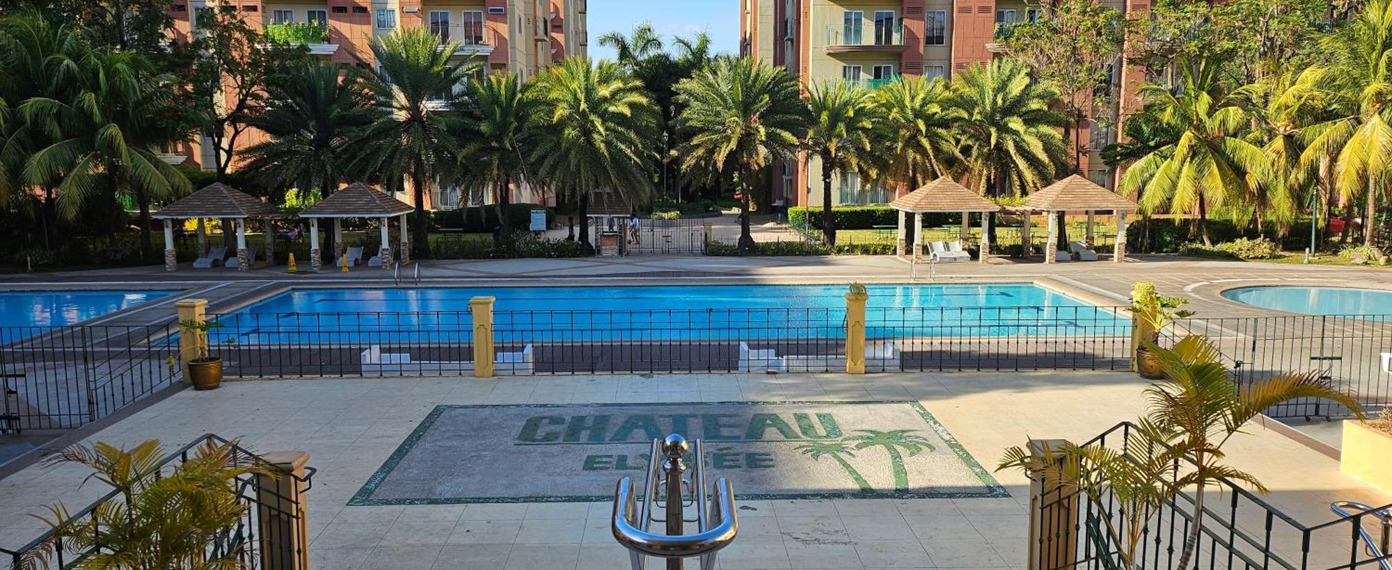 Cozy 2Br Staycation With Balcony Chateau Elysee For 4-6 Pax Paranaque City Eksteriør bilde