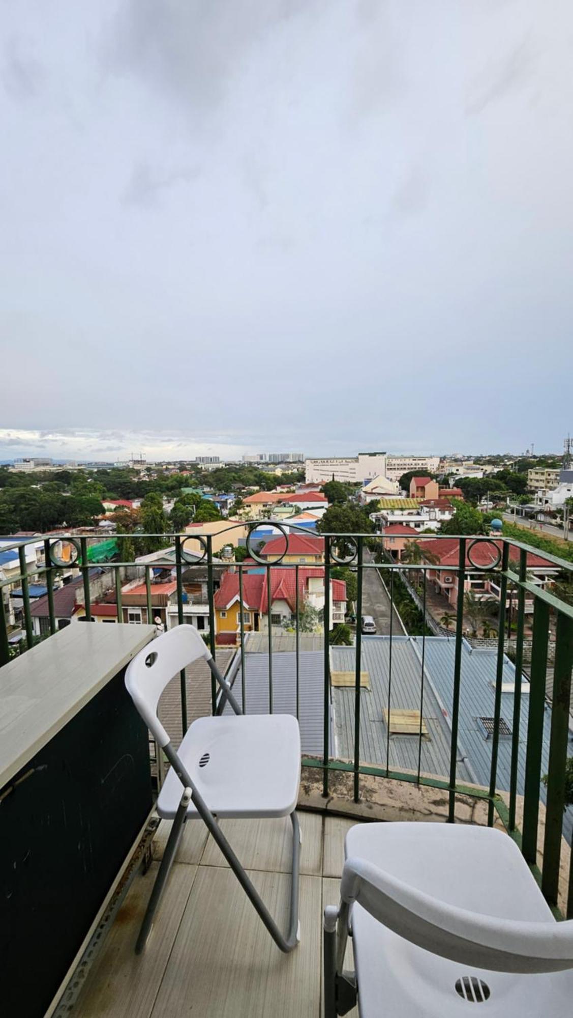 Cozy 2Br Staycation With Balcony Chateau Elysee For 4-6 Pax Paranaque City Eksteriør bilde
